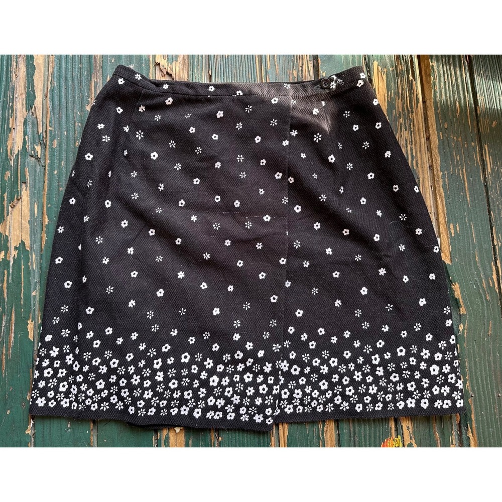 Enrico Fratelli Womens Black White Floral Cotton Wrap Mini Skirt Size 8 Daisy